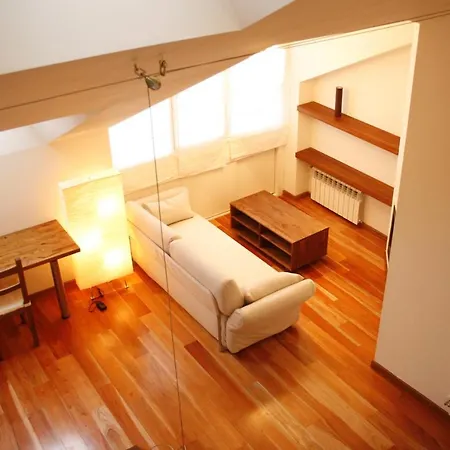 ‘ático Con Chimenea Apartamento